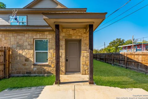  in Natalia TX 401 Aubrey St.jpg