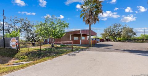 Mixed Use in George West TX 1200 Hwy 59.jpg