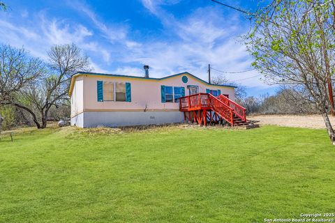 Manufactured Home in Castroville TX 1374 Fm 1343.jpg