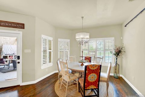 Single Family Residence in Hondo TX 1409 Woodland Ct 22.jpg