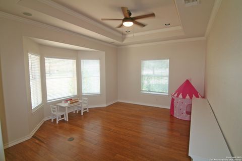 Single Family Residence in Castroville TX 220 Private Road 4661 7.jpg