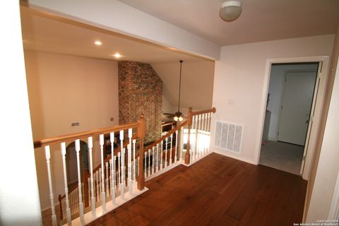 Single Family Residence in Castroville TX 220 Private Road 4661 21.jpg