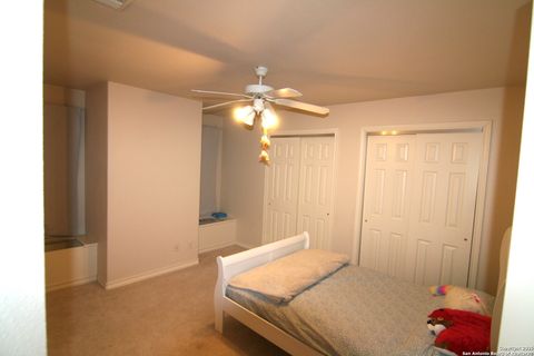 Single Family Residence in Castroville TX 220 Private Road 4661 24.jpg