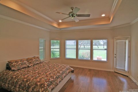 Single Family Residence in Castroville TX 220 Private Road 4661 17.jpg