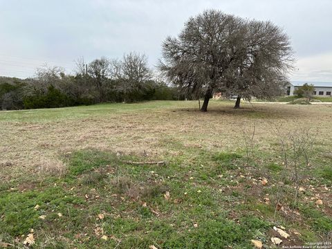 Unimproved Land in Bandera TX TRACT 2 Buck Creek Drive.jpg