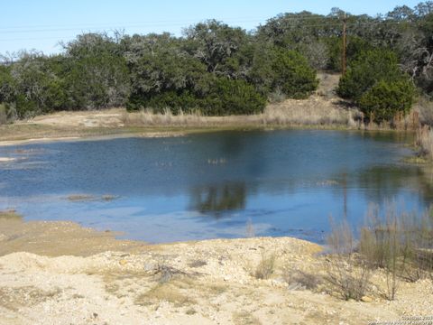  in Bandera TX 4869 S St.Hwy 16.jpg