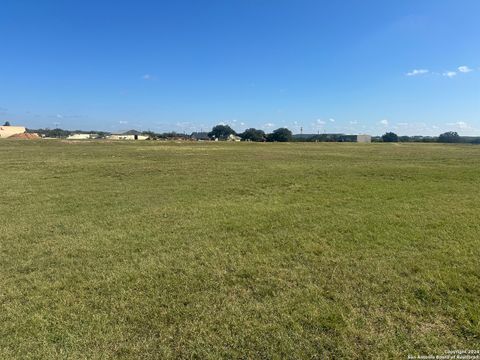  in Bandera TX 000 Flying L Dr.jpg