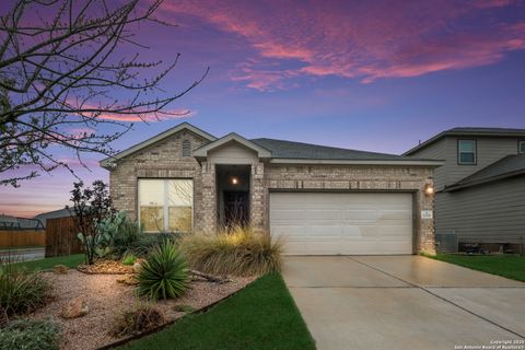 Single Family Residence in San Antonio TX 13335 Frio Parke.jpg