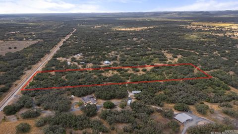  in Dhanis TX 0 Fm 1796 Lot 44 5.jpg