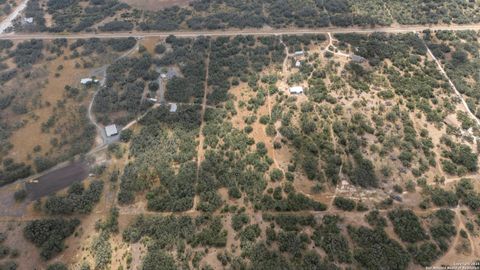  in Dhanis TX 0 Fm 1796 Lot 44 20.jpg