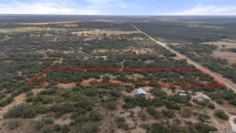  in Dhanis TX 0 Fm 1796 Lot 44 13.jpg