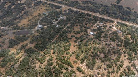  in Dhanis TX 0 Fm 1796 Lot 44 22.jpg