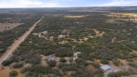  in Dhanis TX 0 Fm 1796 Lot 44 4.jpg