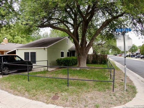 Single Family Residence in San Antonio TX 2896 Ash Field.jpg