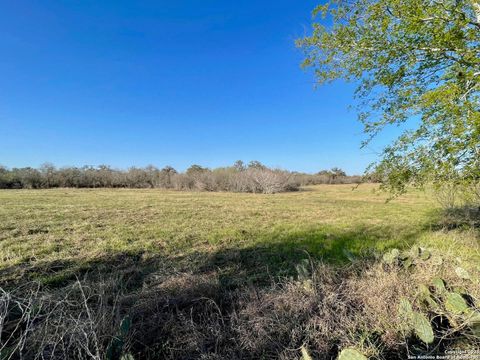  in Beeville TX TRACT 4 West King Lane 5.jpg