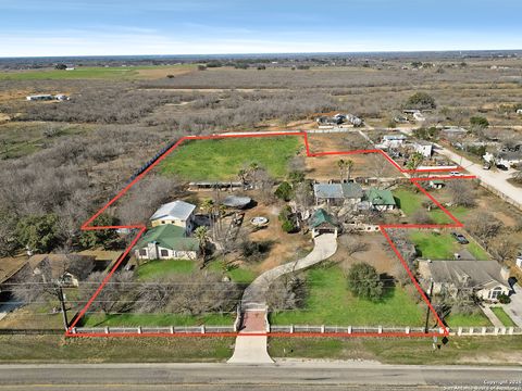 Single Family Residence in Lytle TX 2103 Fm 2790.jpg