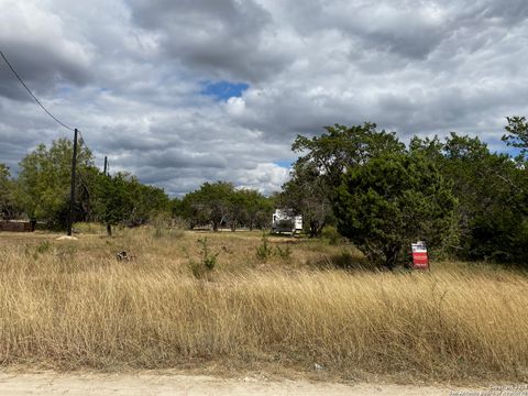  in Bandera TX LOT 323 River Bend Rd.jpg