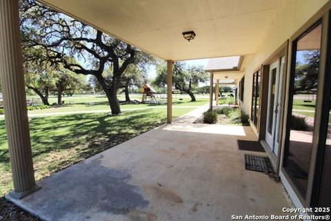 Single Family Residence in Bandera TX 403 Private Road 1523 30.jpg