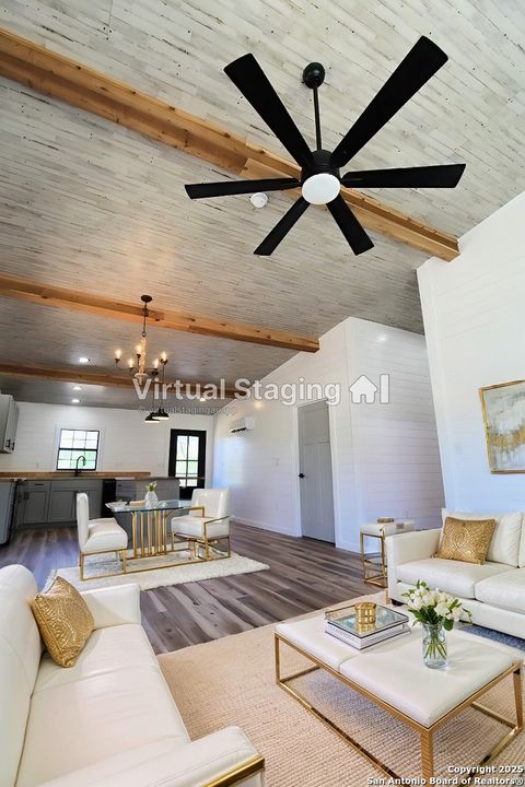 Single Family Residence in Bandera TX 403 Private Road 1523 37.jpg