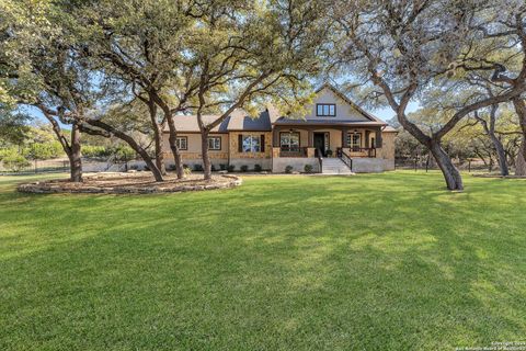 Single Family Residence in Mico TX 663 private road 1712.jpg