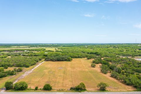 Farm in Mathis TX 202 Ranch Rd.jpg