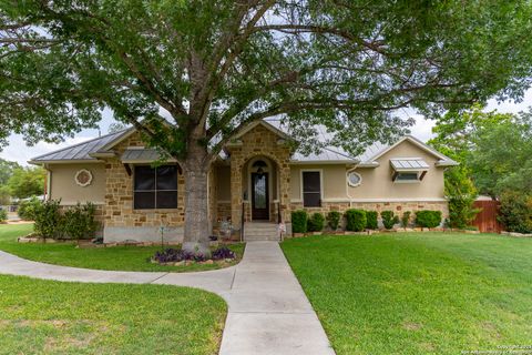 Single Family Residence in Castroville TX 202 Brieden St.jpg