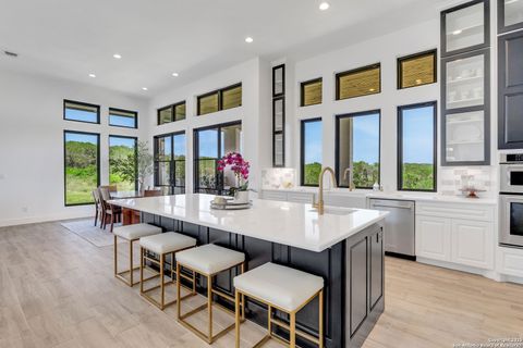 Single Family Residence in Mico TX 364 Pr 2771.jpg