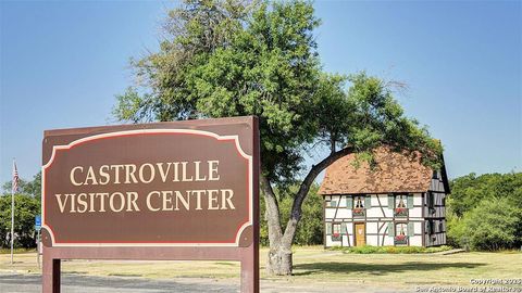 Single Family Residence in Castroville TX 303 Lacey Oak 2.jpg