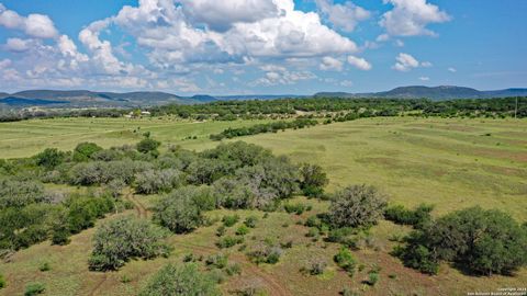 Farm in Tarpley TX 0 Fm 470.jpg