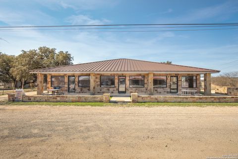 Mixed Use in Medina TX 14157 State Highway 16.jpg