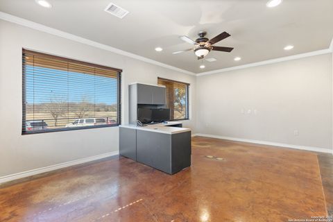 Mixed Use in Medina TX 14157 State Highway 16 8.jpg