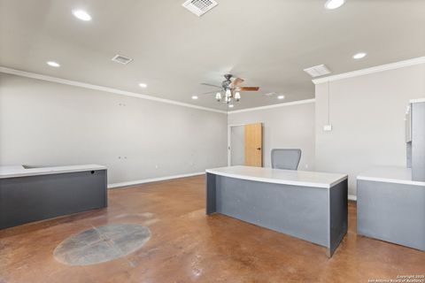 Mixed Use in Medina TX 14157 State Highway 16 2.jpg
