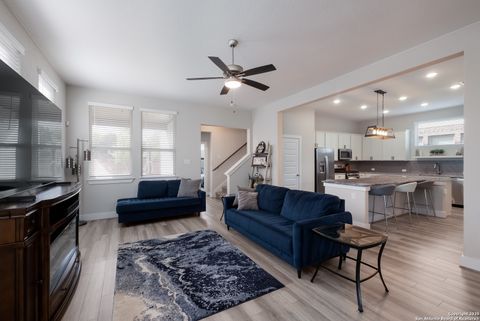 Single Family Residence in San Antonio TX 8703 Hedford Flats.jpg