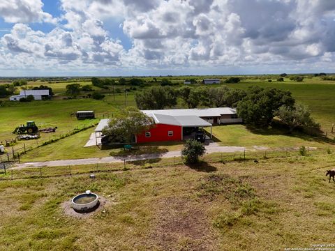 Farm in Beeville TX 3389 fm 888.jpg