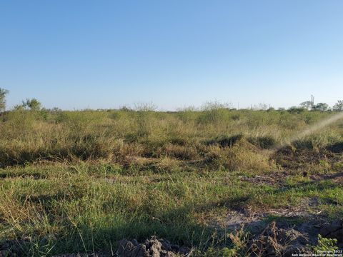  in Natalia TX LOT 11 Ranchero Way.jpg