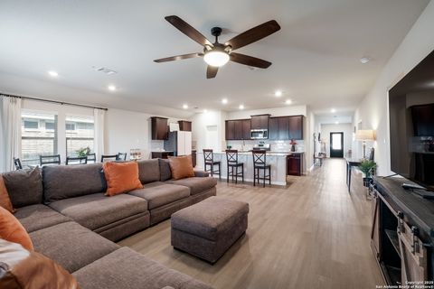 Single Family Residence in San Antonio TX 15206 Counterpoint.jpg