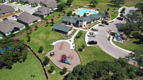 Single Family Residence in Boerne TX 129 Haverton Ct 28.jpg