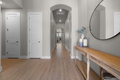 Single Family Residence in Boerne TX 129 Haverton Ct 1.jpg