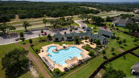 Single Family Residence in Boerne TX 129 Haverton Ct 27.jpg