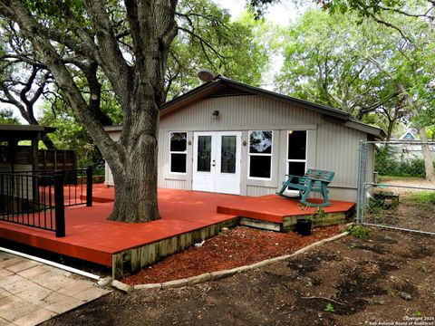 Single Family Residence in Lakehills TX 346 Rainbow Drive.jpg