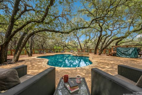 Single Family Residence in New Braunfels TX 2515 country ledge Dr.jpg