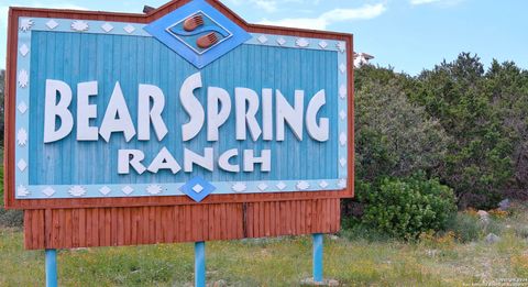  in Mico TX 282 County Road 2755.jpg