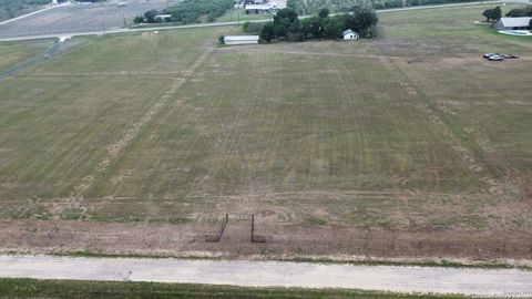  in Hondo TX TBD LOT 5 cr343.jpg