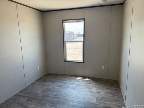 Manufactured Home in Bandera TX 267 Tejas 7.jpg