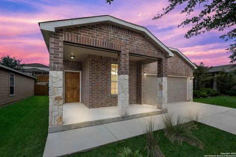 Single Family Residence in Boerne TX 7631 Paraiso Pt.jpg