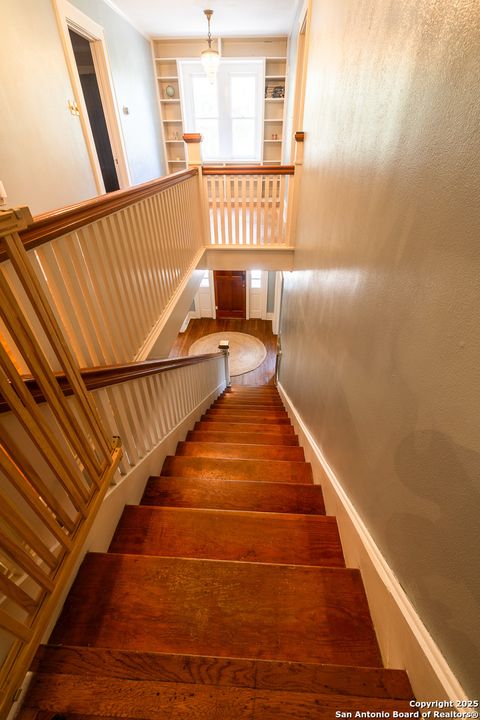 Single Family Residence in Beeville TX 1107 N Adams St 49.jpg