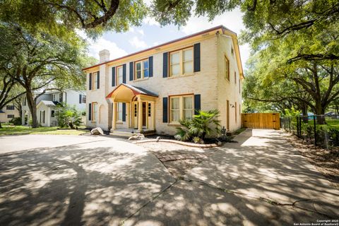 Single Family Residence in Beeville TX 1107 Adams St.jpg