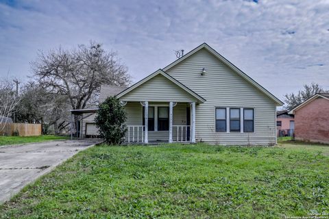 Single Family Residence in Kenedy TX 711 7th St.jpg
