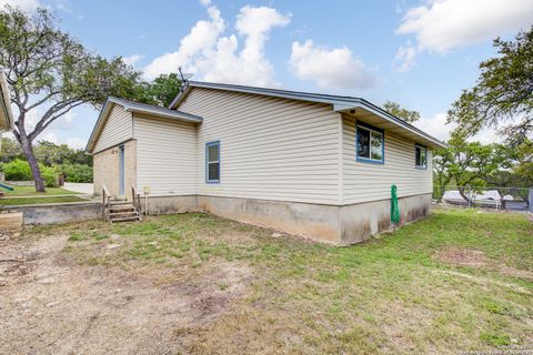 Single Family Residence in Mico TX 350 County Road 2700 35.jpg