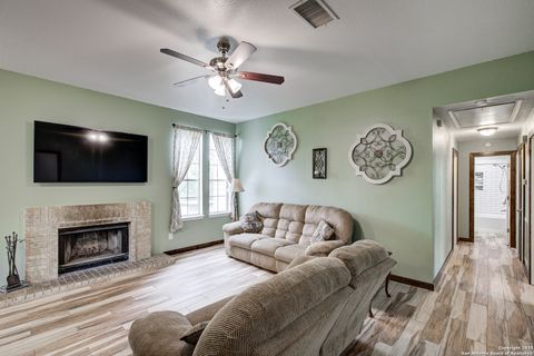 Single Family Residence in Mico TX 350 County Road 2700 20.jpg